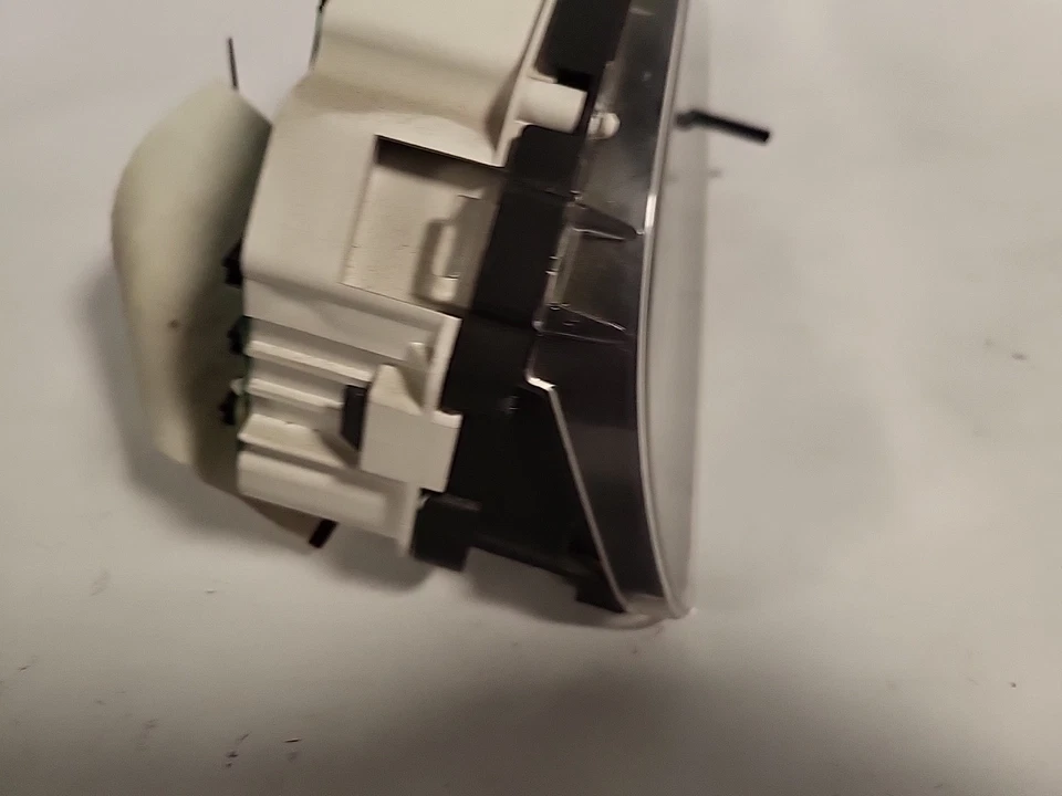 2002 Suzuki Esteem cluster speedometer tach gauges instrument panel oem I4 Foto 3 de 4