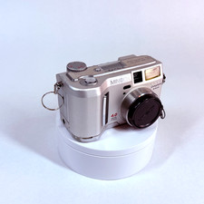 Minolta DIMAGE S404 4.0MP Digital Camera 4x Optical Zoom