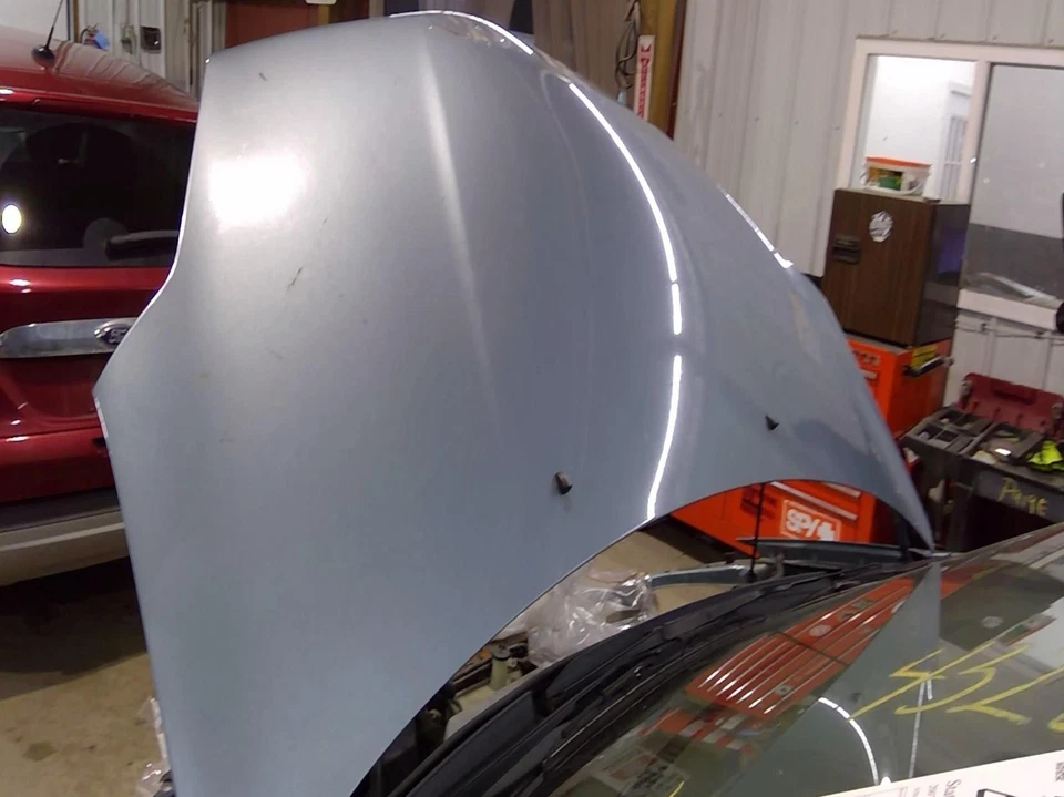 Used Hood fits: 2007 Toyota Sienna Grade C - Imagem 2 de 4