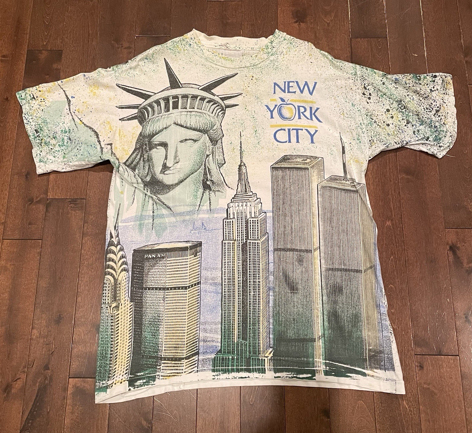 New York City Twin Towers Statue of Liberty Shirt Vintage 90s Single Stitch