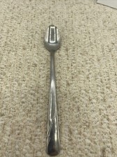 Oneida LTD. Baby Spoon- Stainless Flatware 5.5" -- 5084