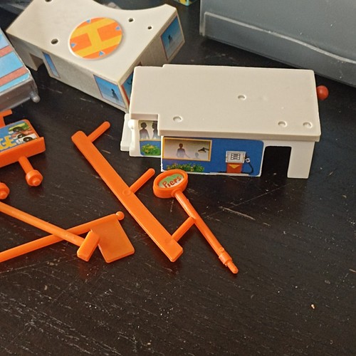 La Città Delle Micro Machines GiG Galoob 1988 Playset Not Complete Damaged - Imagen 6 de 20