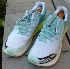 zero drop tennis shoes