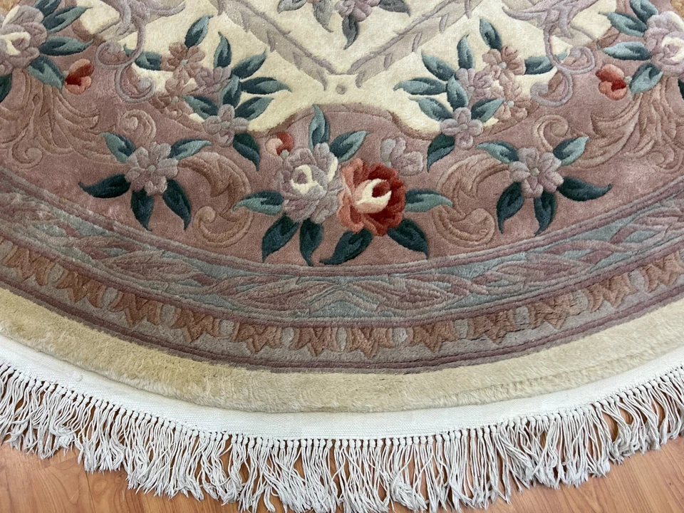 8' x 8' Round Chinese Art Deco Oriental Rug - Hand Made - Full Pile - 100% Wool - Image 3 of 4