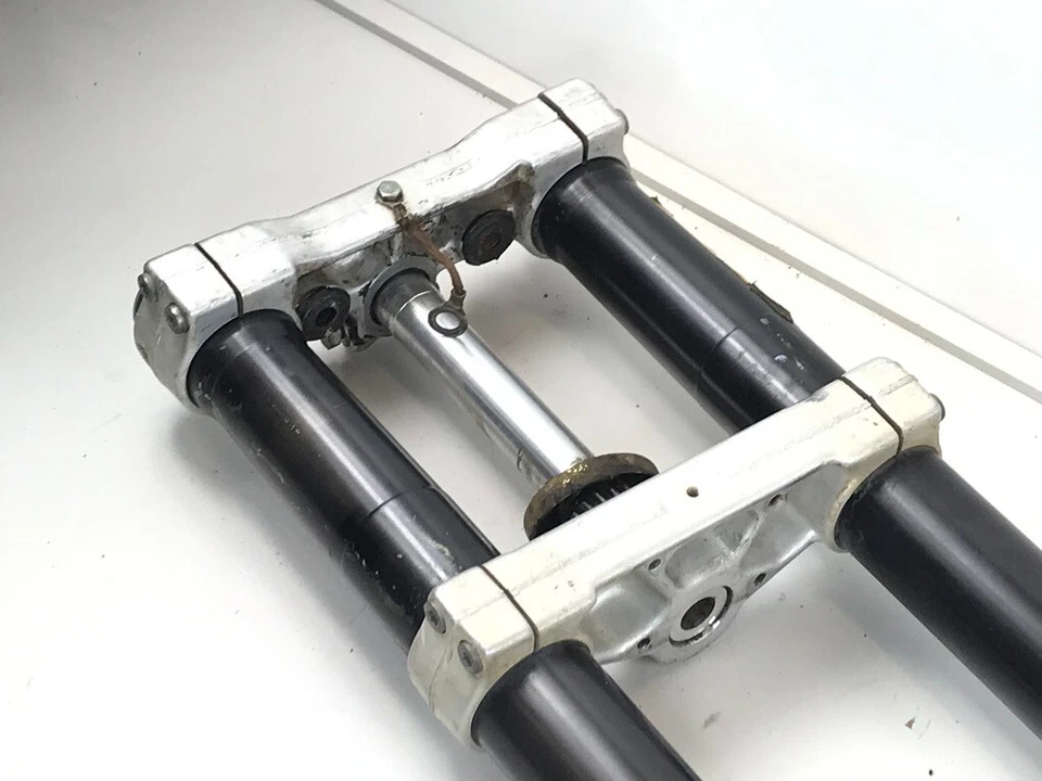 87 KTM 350 GS MXC OEM Horquillas Delanteras Amortiguadores Pierna Tubo Triple Árbol Suspensión Foto 2 de 4