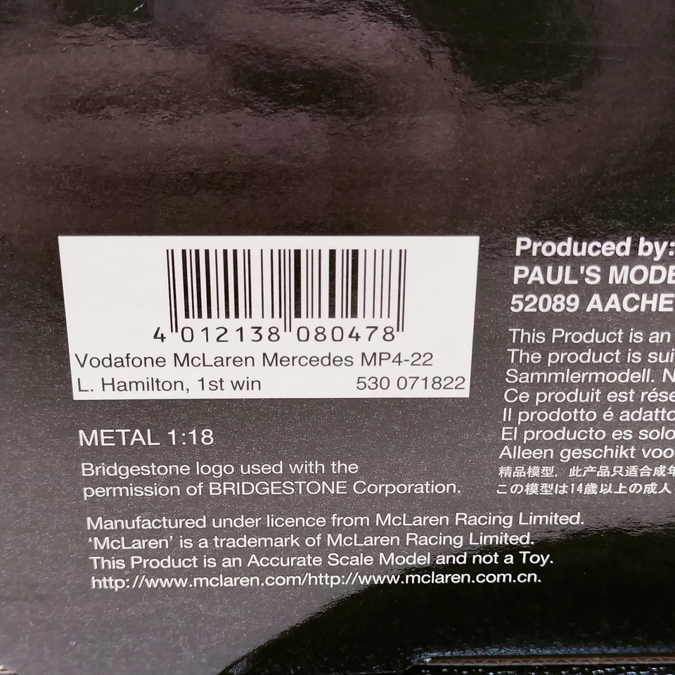 Minichamps 1/18 Vodafone McLaren Mercedes MP4-22 Lewis Hamilton 530071822 - Image 3 of 4