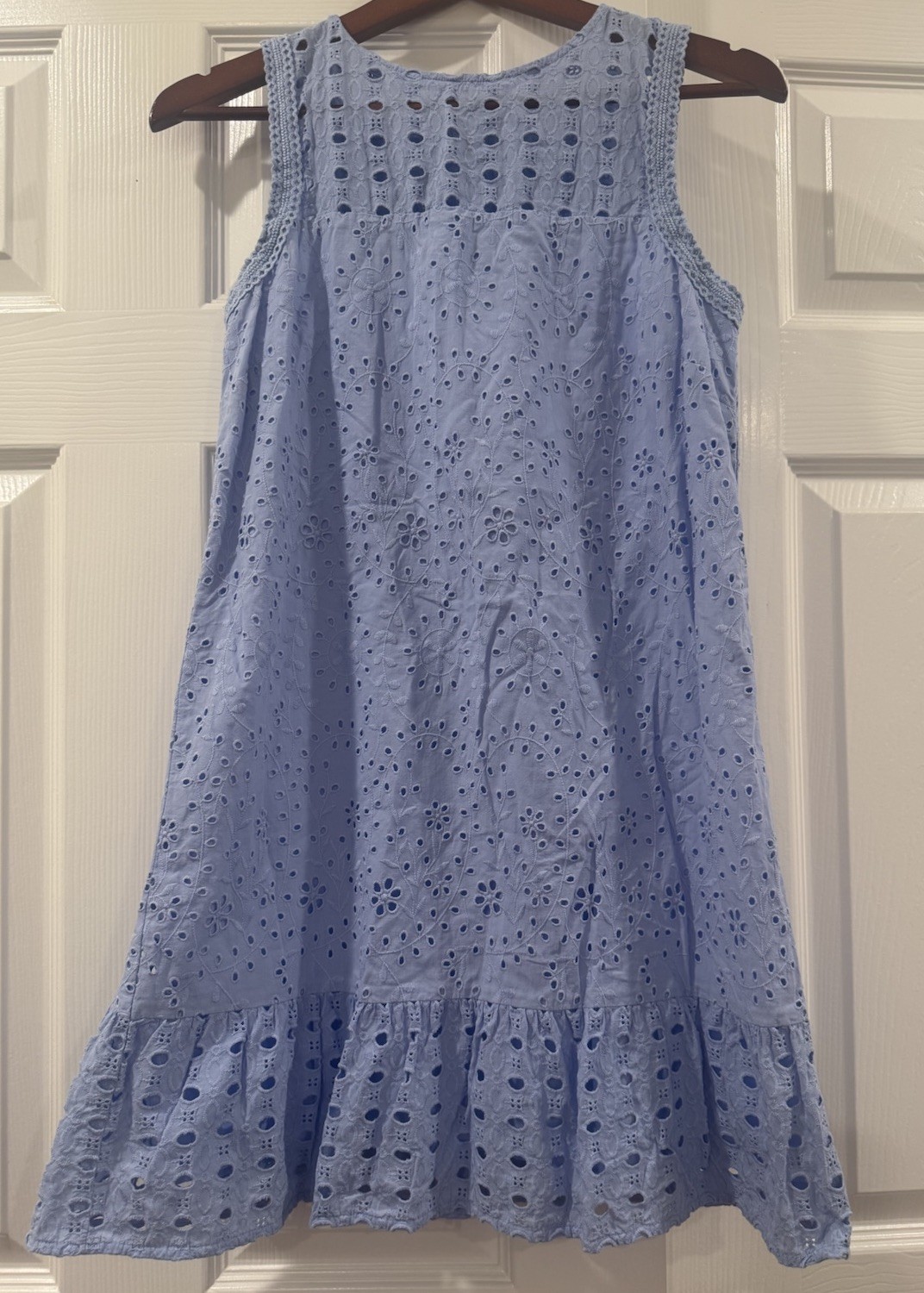 Ann Taylor LOFT Dress Sz 4 Blue Eyelet Sleeveless Peplum Hem