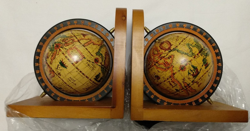 2 Globe Old World Bookends Wooden New Original Box 6" Pair Decor