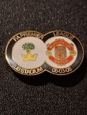 Rare MANCHESTER UNITED Wigan Atlantic Pin Badge FA Premier League JJB Stadium