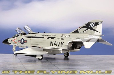 Hobby Master 1:72 F-4J Phantom II USN VF-96 Fighting Falcons Matt