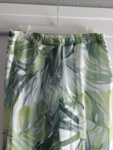 Soft Surroundings Size Small Palm Leaf Pattern 🍃 Chiffon Tropical Palazzo Pants - Picture 8 of 10