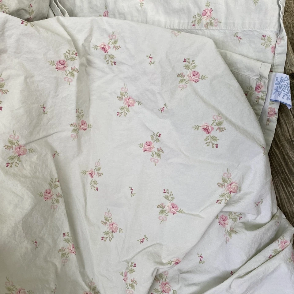 Simply Shabby Chic Ditsy Flowers Green Rose Twin Flat & Fitted Sheet - Image 3 of 4