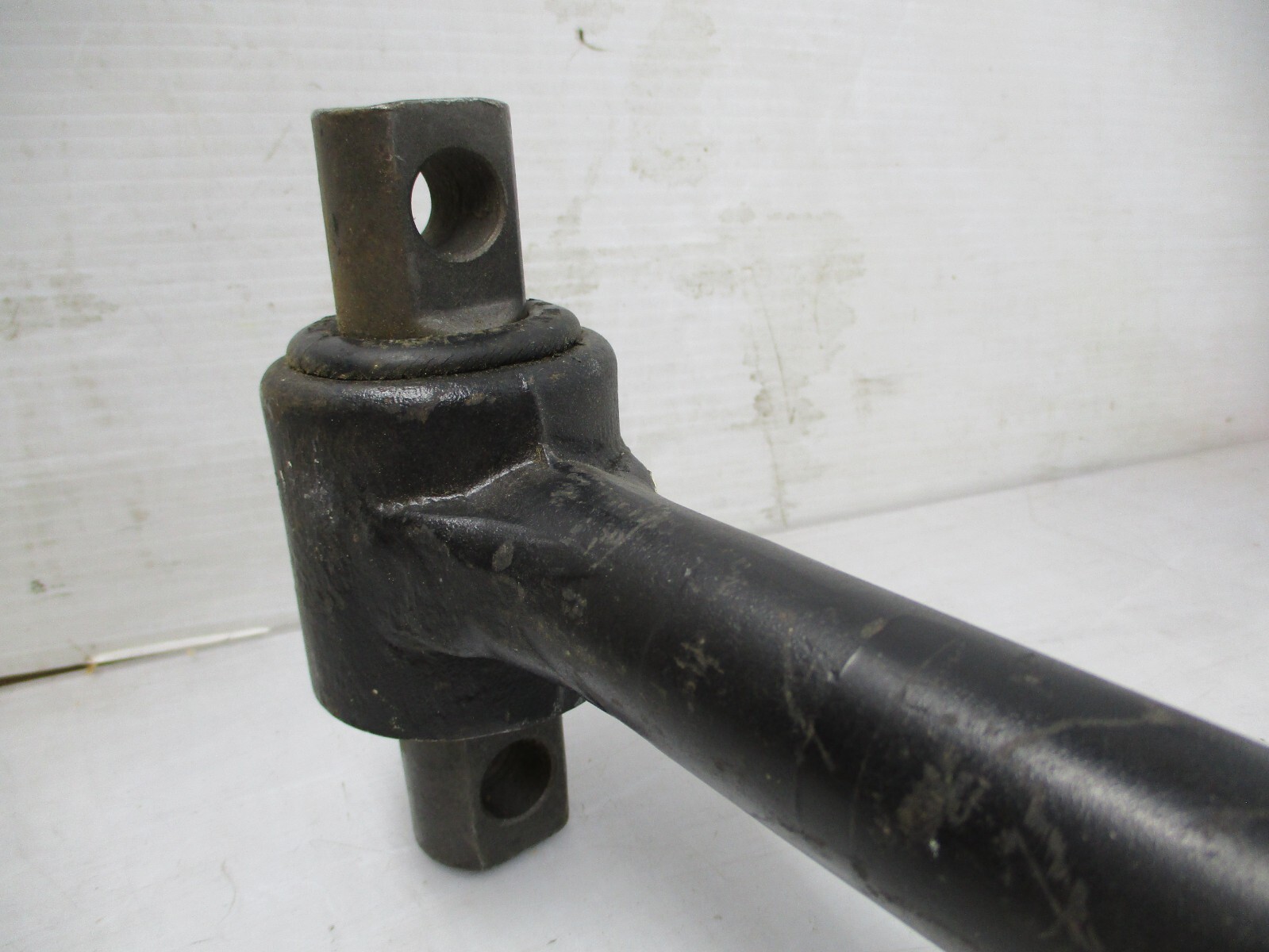 New Oshkosh Tandem Axel Torque Rod Assembly 1721320 2530013449425 | eBay