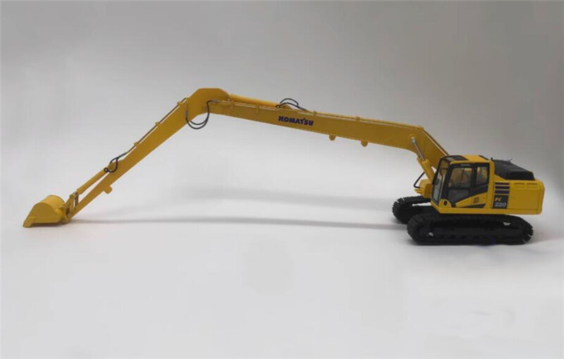 1/50 Truck Model Universal Hobbies PC220-10 Extended Arm 1/50 Truck Model Universal Hobbies PC220-10 Extended Arm