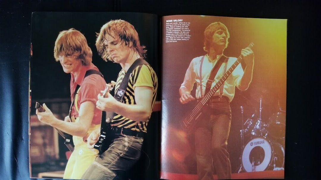 JOURNEY / STEVE PERRY - 1983 FRONTIERS TOUR CONCERT PROGRAM BOOK