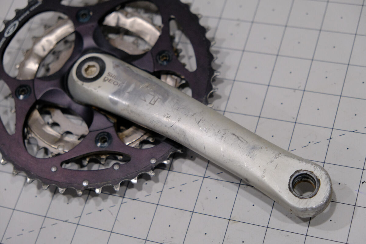 Shimano Deore XT FC-M750 Mountain Bike Crankset 175mm 44/32 Shimano Deore XT FC-M750 Mountain Bike Crankset 175mm 44/32