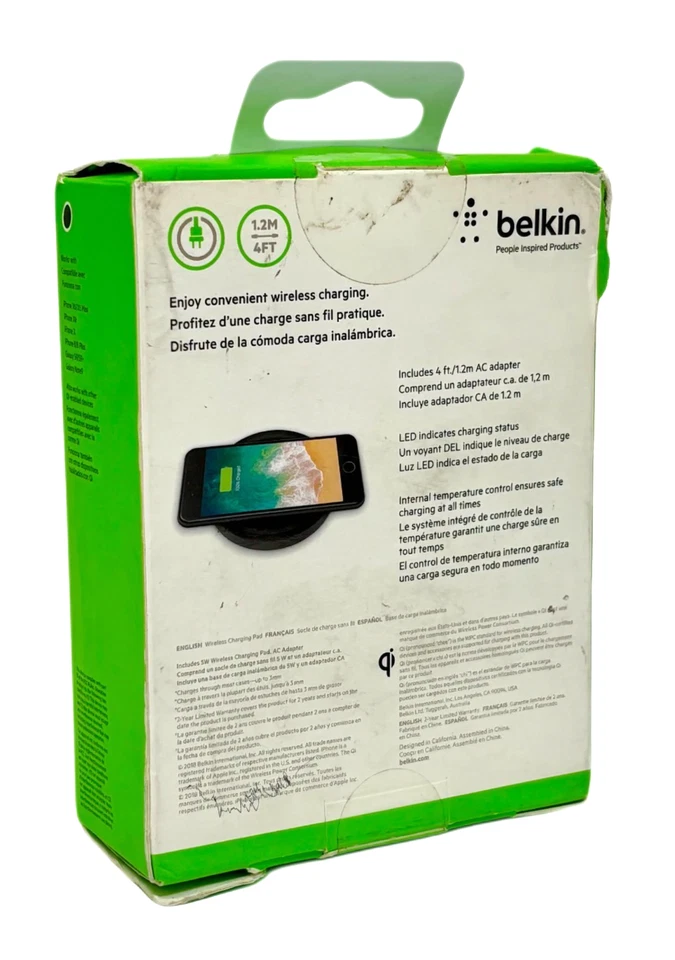 Cargador inalámbrico Belkin Boost Up 5W Qi para iPhone Samsung Foto 2 de 2