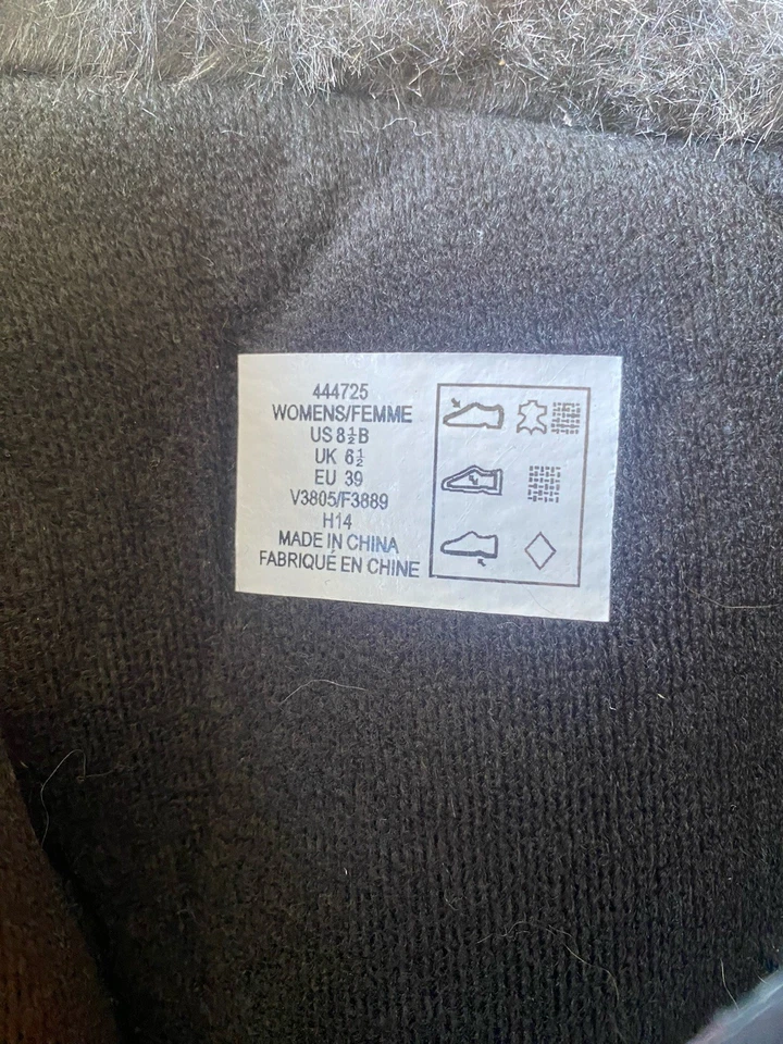 Botas femininas Lands End tamanho 8.5 preto 444725 com cadarço zíper lateral pele sintética inverno - Imagem 4 de 4