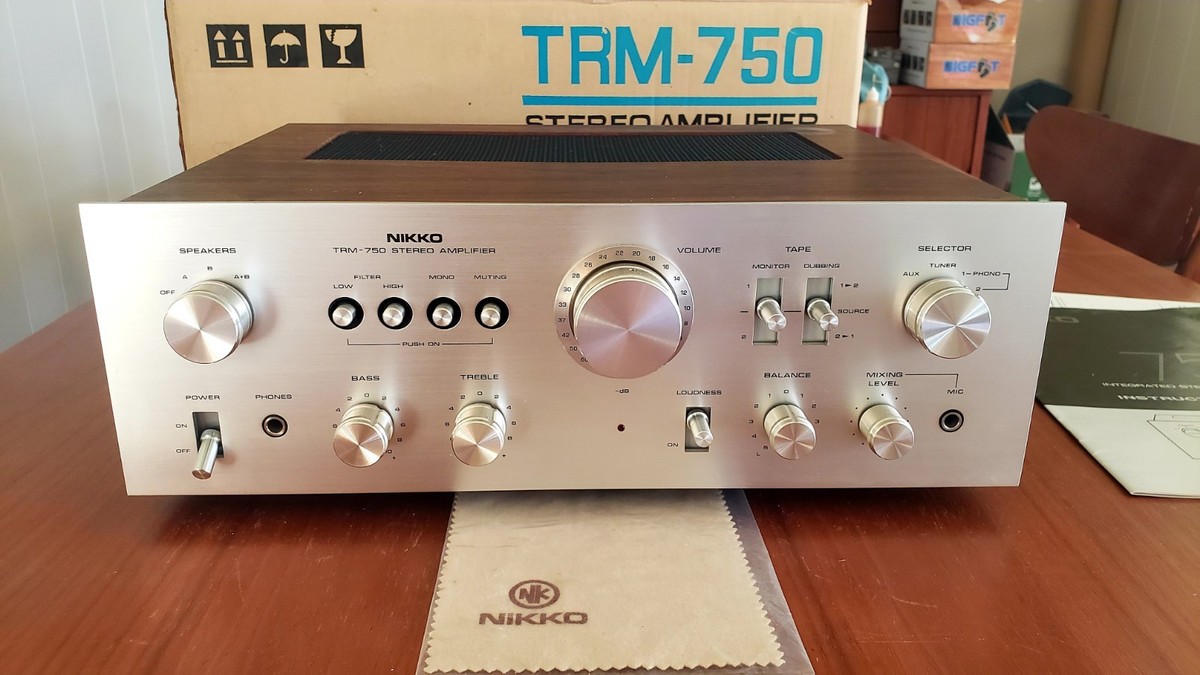 Nikko TRM-750 Integrated Amplifier MINT condition with Original