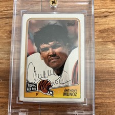 1988 Topps - Anthony Munoz #345 AUTOGRAPHED card