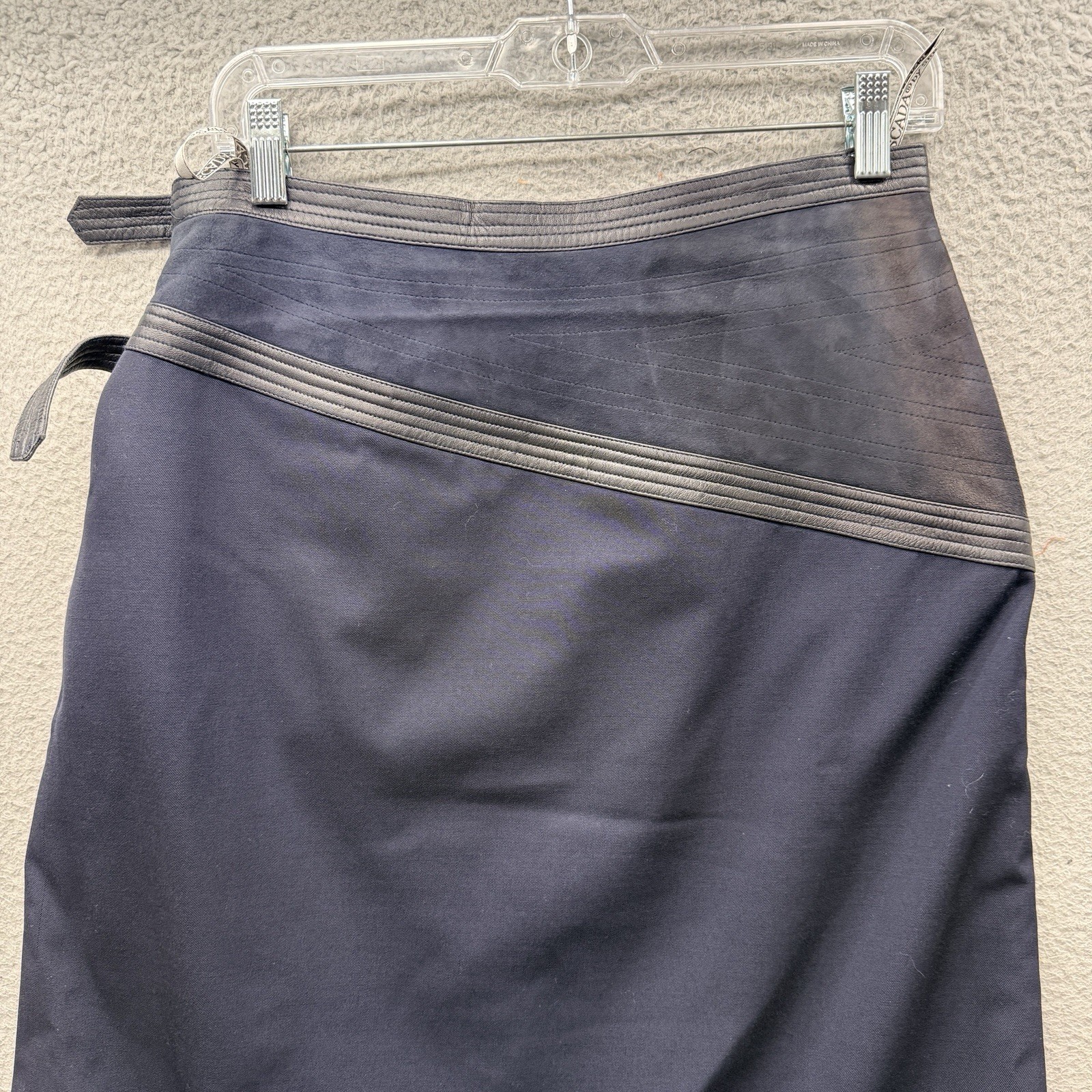 Escada Wool Wrap Side Leather Patch Buckle Knee L… - image 10