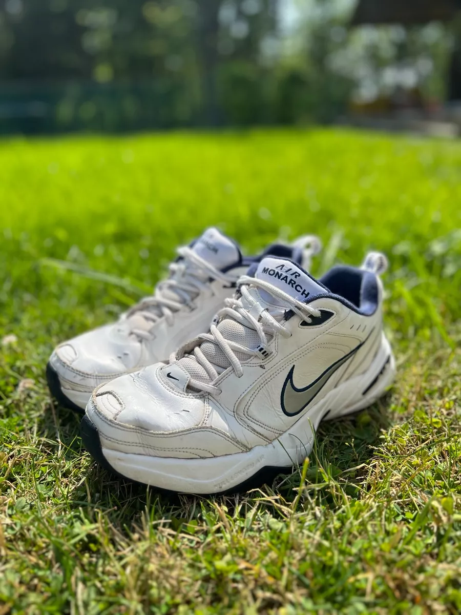 Nike patike air store monarch iv