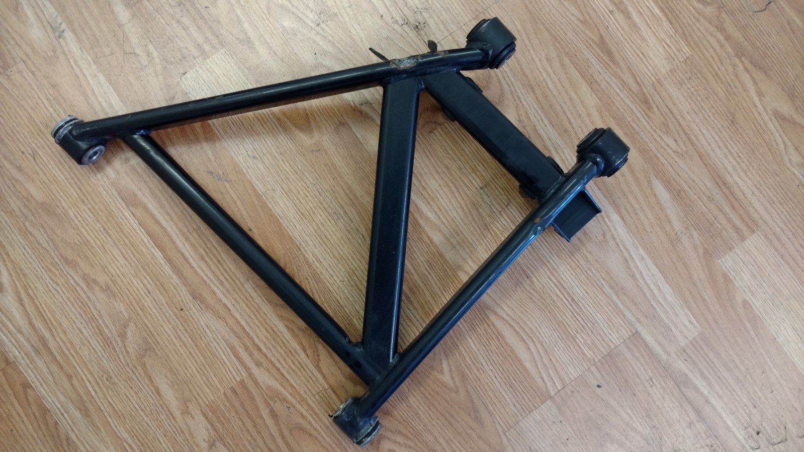 LAMBORGHINI MURCIELAGO LP640 REAR LEFT LOWER CONTROL ARM OEM 410505375A