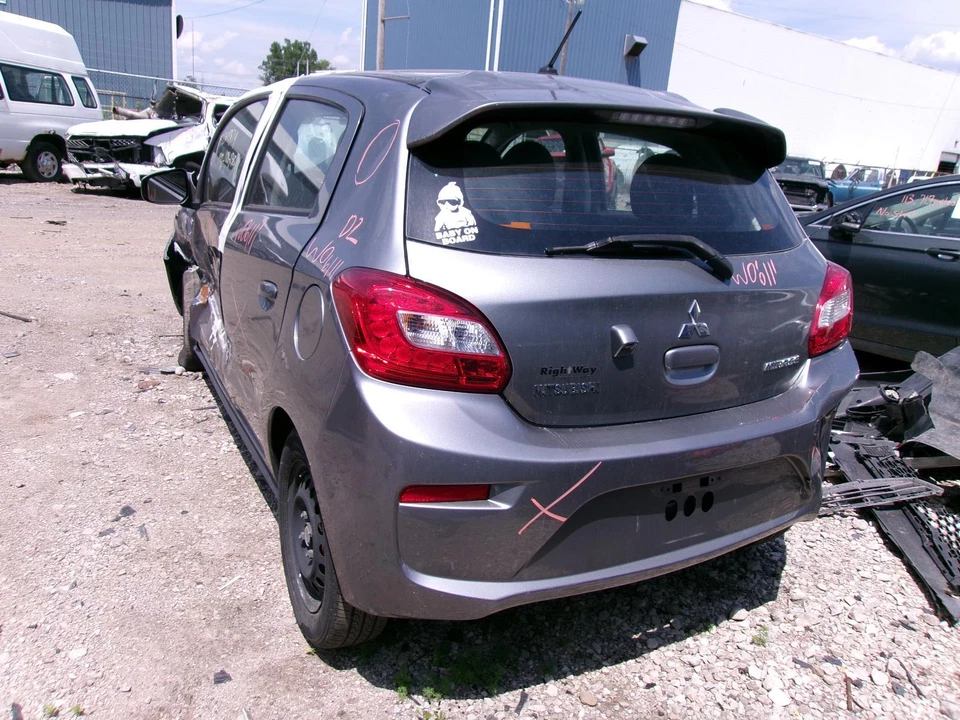 Medidor de velocímetro usado serve: 2019 Mitsubishi Mirage MPH ID 8100B573 grau A - Imagem 3 de 4