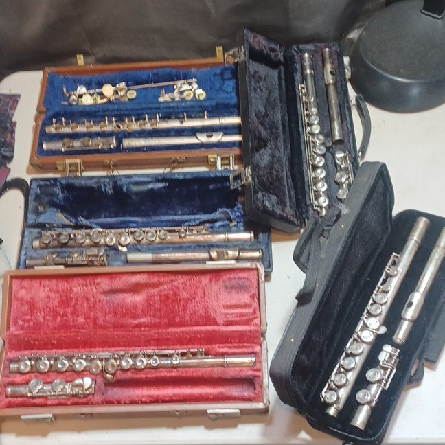 Armstrong and Artley  Flutes  With Cases