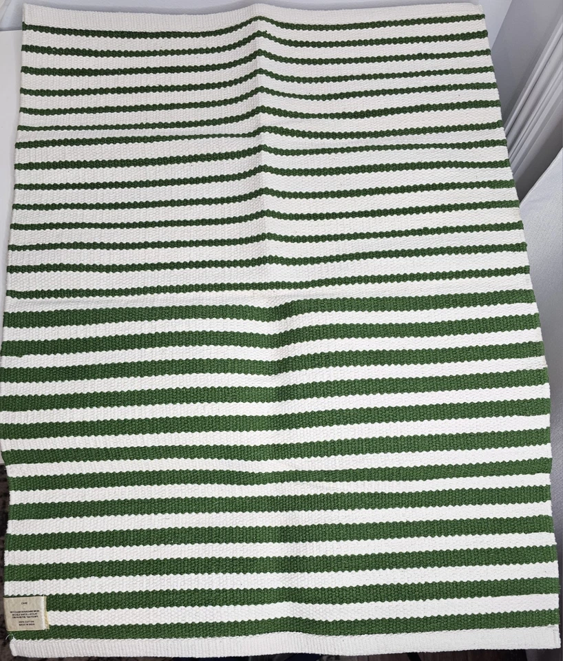 Alfombra de baño Quiet Town Ojai Pine - 31”x24” Foto 2 de 4