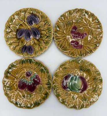 (4) MINT 4 1930s Sarreguemines Majolica Hand Painted 7.5'' Fruit Plates PV France