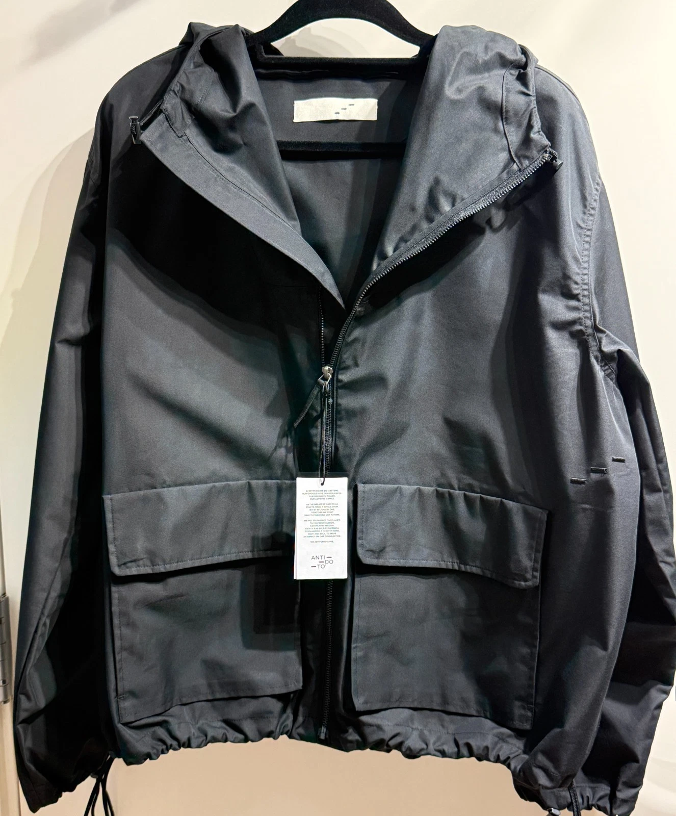 ANTI-DO-TO Unisex XL Black Hooded Rain Jacket  Made in Italy MSRP $250.00  #104 image 7