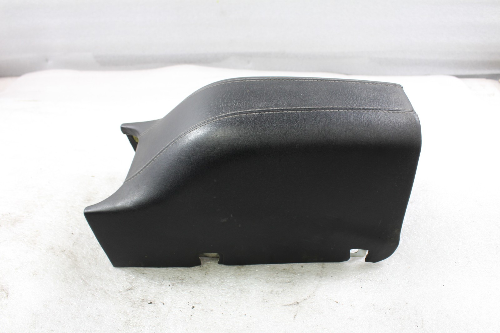 Maserati GranCabrio, Rear Center Section, Used, P/N 81576200