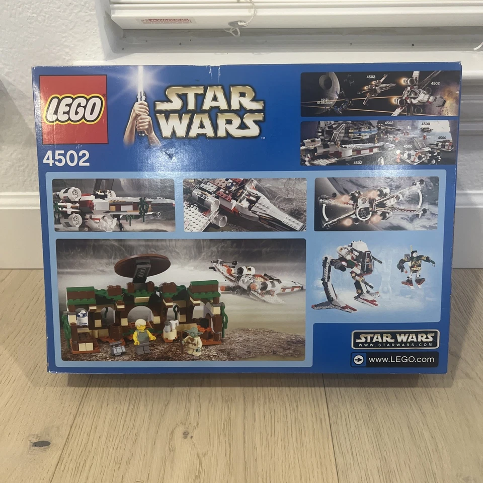 LEGO Star Wars: X-Wing Fighter (4502) - Image 2 of 4