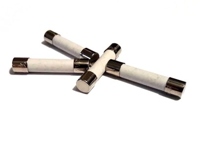 SET OF 4 ABE CQ 15A ABE15A 250V FAST BLOW CERAMIC FUSES                         