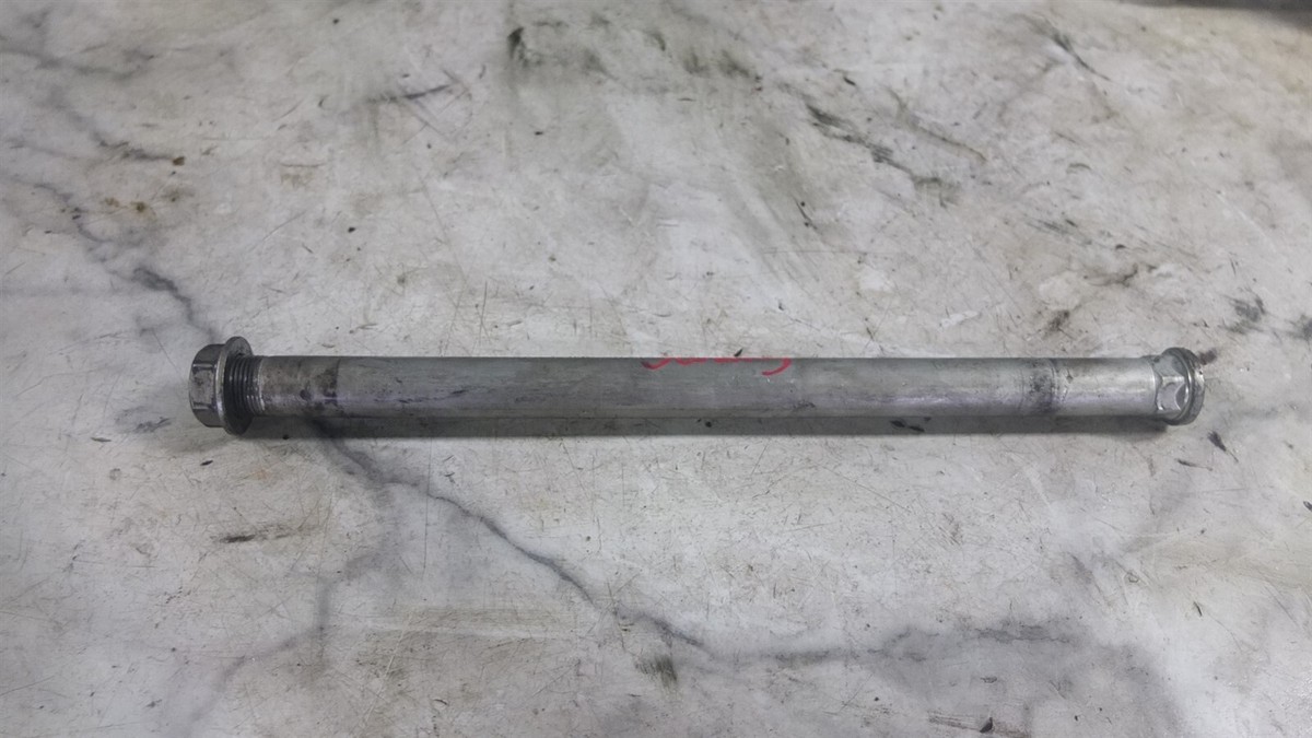 07 Kawasaki ZX 14 ZX14 ZX1400 Ninja Swingarm Swing Arm Bolt Shaft