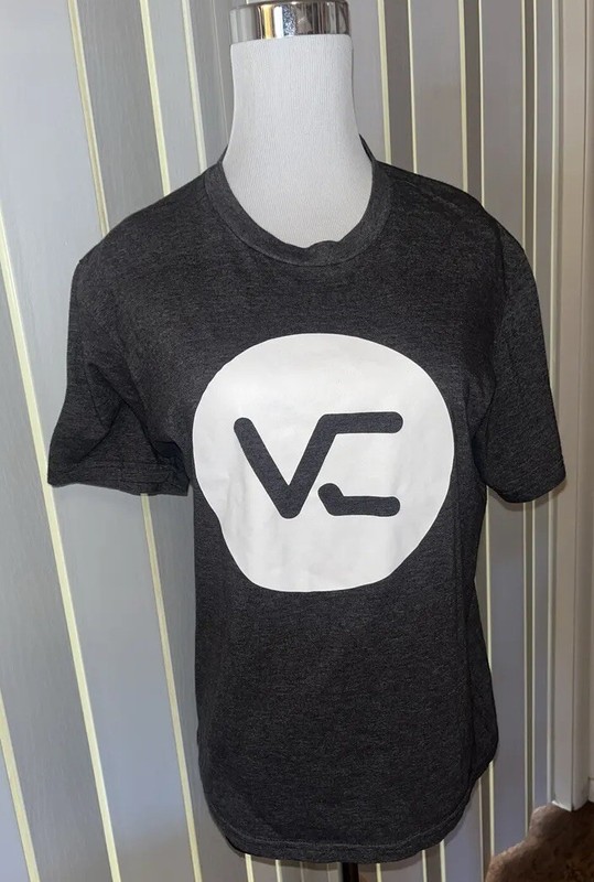 District Made VINEYARD Church North PHX.  SHORT SLEEVE LIGHT BLack T-SHIRT Sz. S