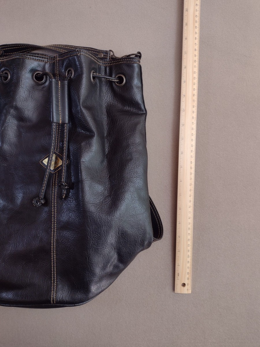 Tote Le Monde Pebble Black Leather Drawstring Shoulder  display picture 1