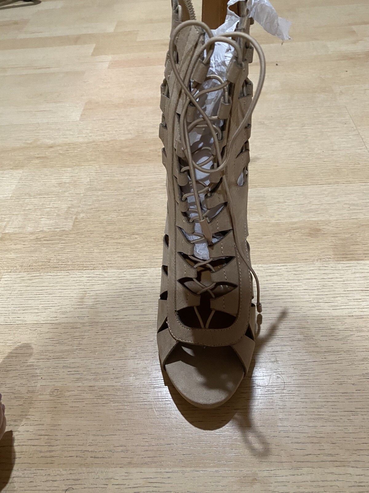 Bild 2 von 6