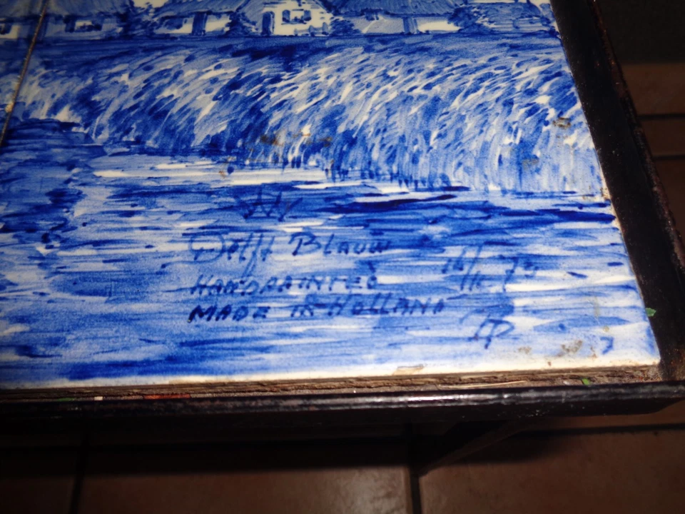 table basse année 60 fer carreaux faïence Delft signé - Photo 3/4