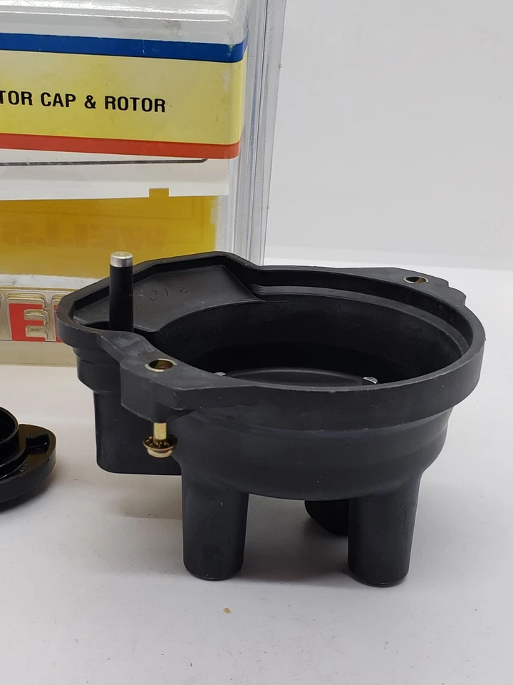 Distributor Cap and Rotor Kit Wells CR2210 NOS - Image 4 of 4