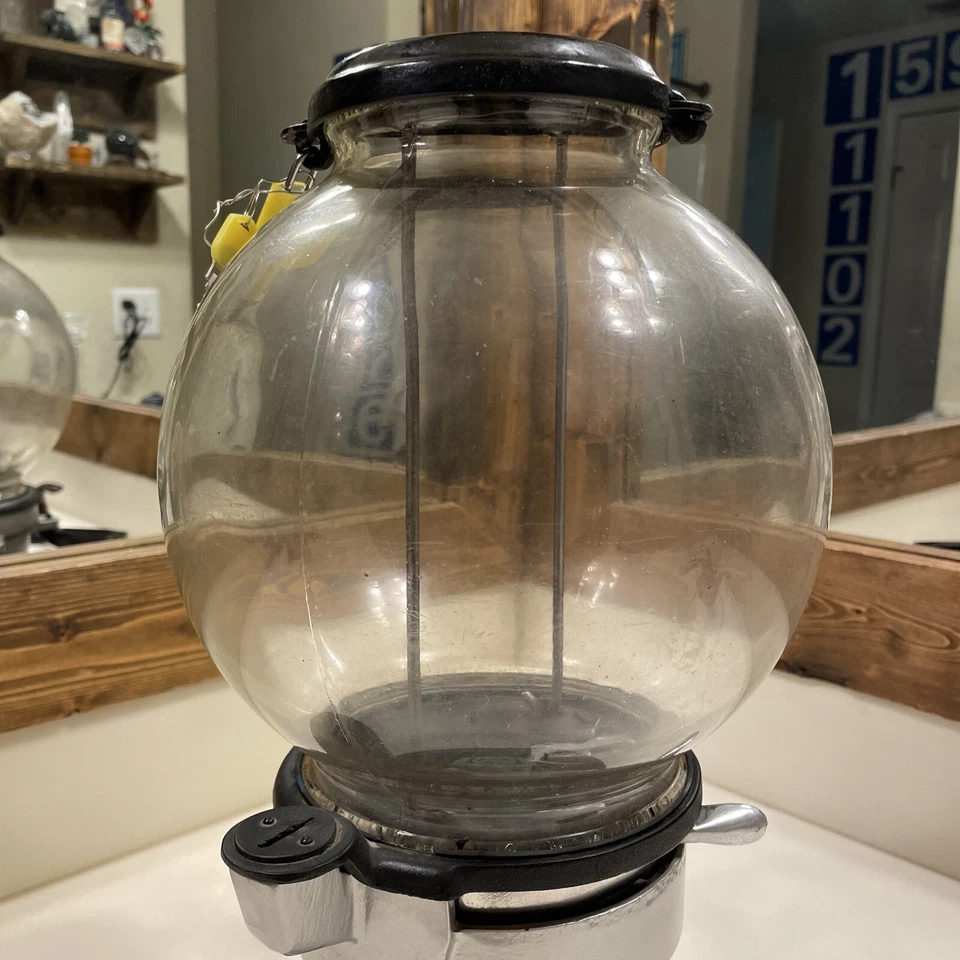 Машина для жевательной резинки Columbus модель «A» черная с настенным креплением - Изображение 3 из 4