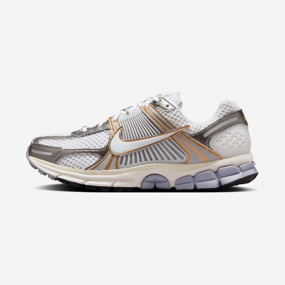 Nike Zoom Vomero 5 - Белый золотой металлик / HJ7247-099 / Мужская обувь с доставкой