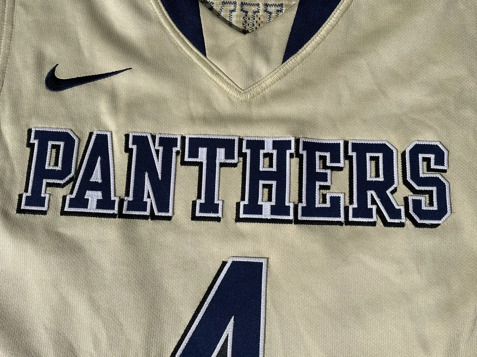 Pitt Panthers Nike Basketball Jersey #4 Johnson Authentic Mens Size 48 (+2”) - Image 4 of 4