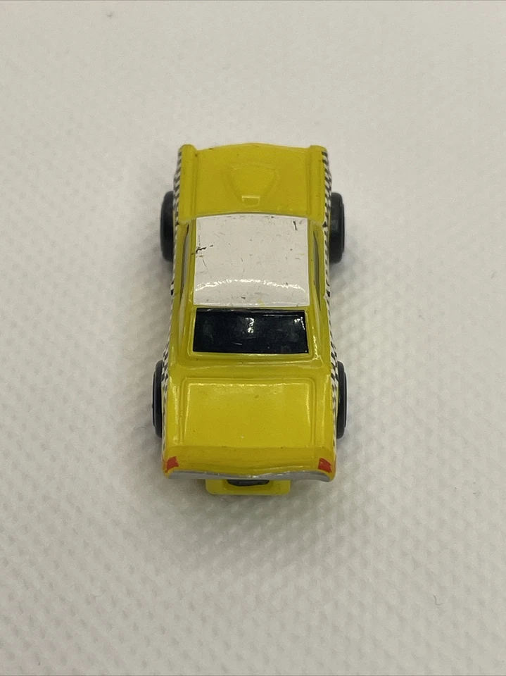 Micro Machine 1965 Pontiac GTO, Yellow w/ Checkerboard, TAXI, Hasbro (Lot MM5) - Image 4 of 4