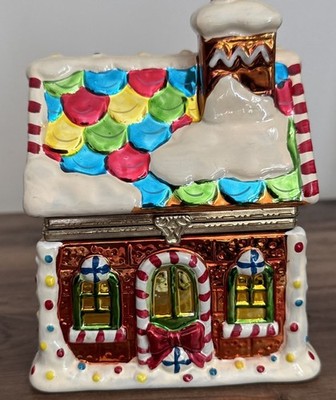 MR. CHRISTMAS~CERAMIC GINGERBREAD HOUSE~MUSIC BOX ''WE WISH YOU MERRY CHRISTMAS''