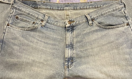 Wrangler Herren Jeans Relaxed Fit Größe 38x34 Denim Blau helle Waschung - Bild 5 von 9