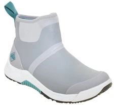 The Original Muck Boot Company Women's Outscape Waterproof Chelsea Boot OSCW-101