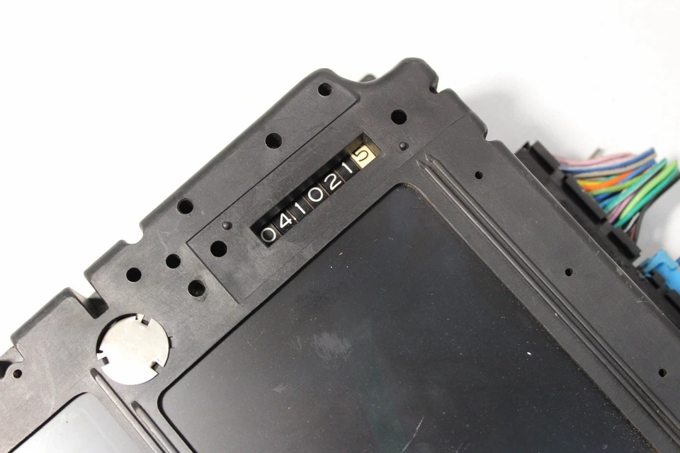 1984 CHEVROLET CORVETTE CLUSTER SPEEDOMETER INFORMATION CENTER 41,215 MILES OEM - Image 2 of 4