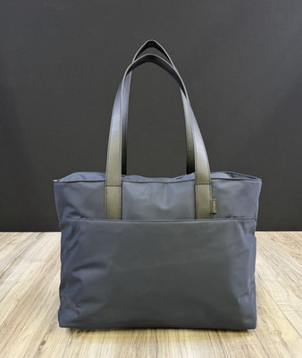 Away The Everywhere Tote Bag Navy Blue Nylon Water Resistant Travel Bag NEW